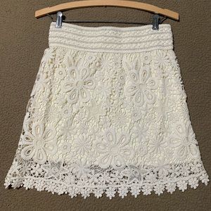 White floral design skirt